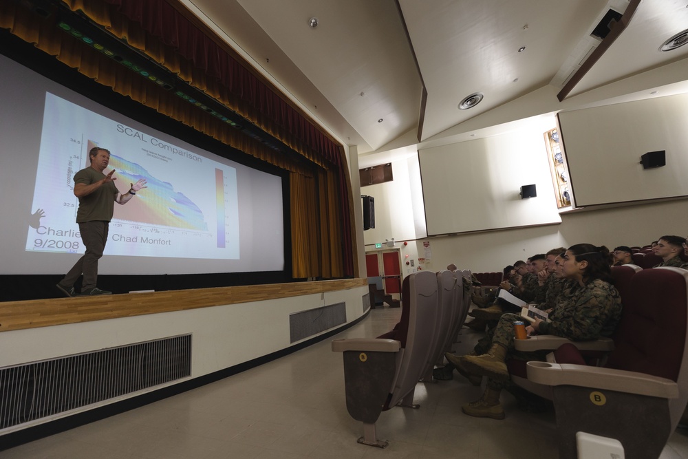 III MEF Marines participate in Nearshore Field Course