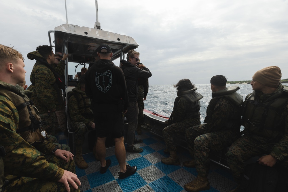 III MEF Marines participate in Nearshore Field Course