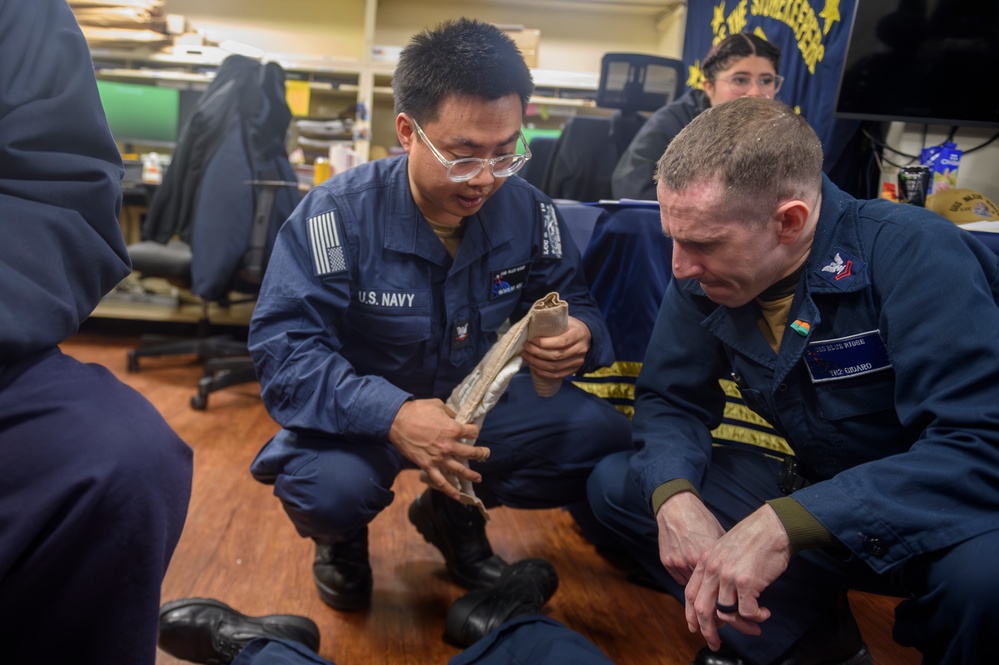 USS Blue Ridge Conducts Medical Training Drills