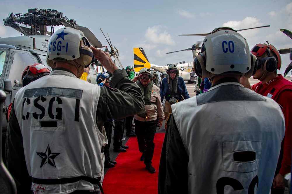 USS Carl Vinson (CVN 70) Hosts Distinguished Visitors from Thailand