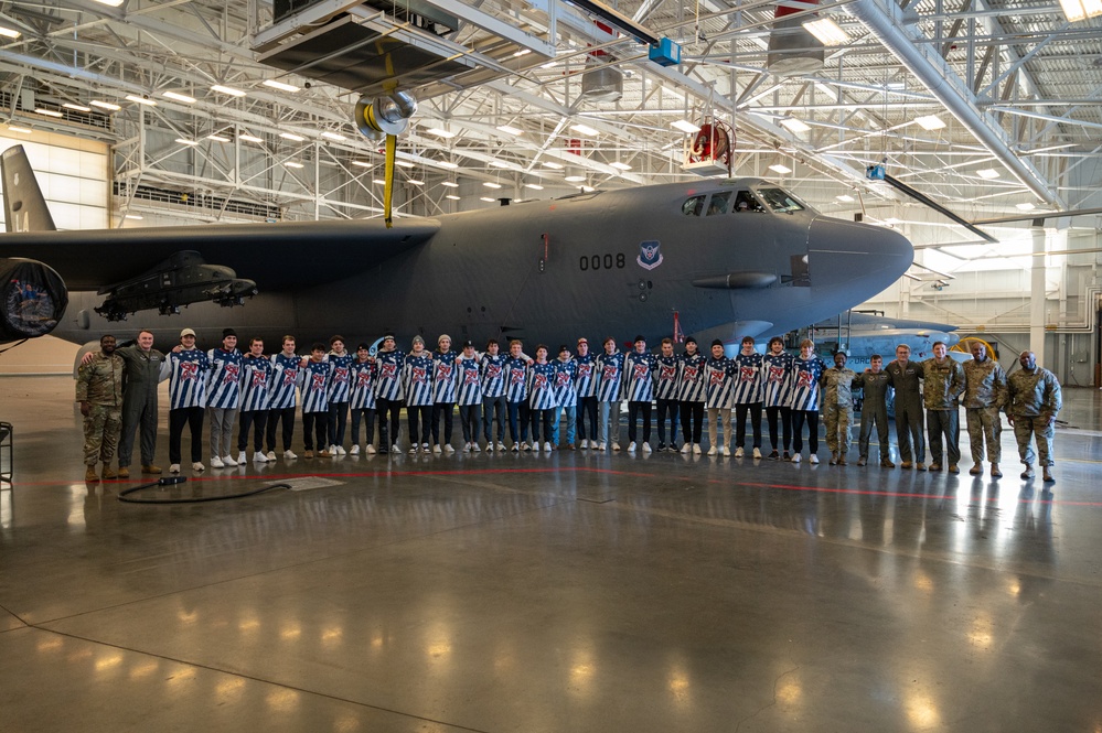 Shreveport Mudbugs visit Barksdale Air Force Base.
