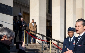 SD Hegseth Arrives at the Pentagon