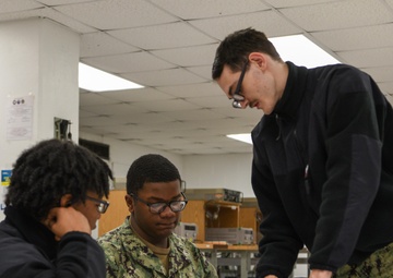 ET &quot;A&quot; School