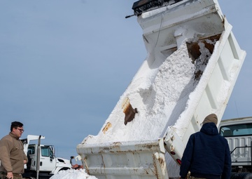 Breaking the Ice: Airmen remove snow, resume flying ops