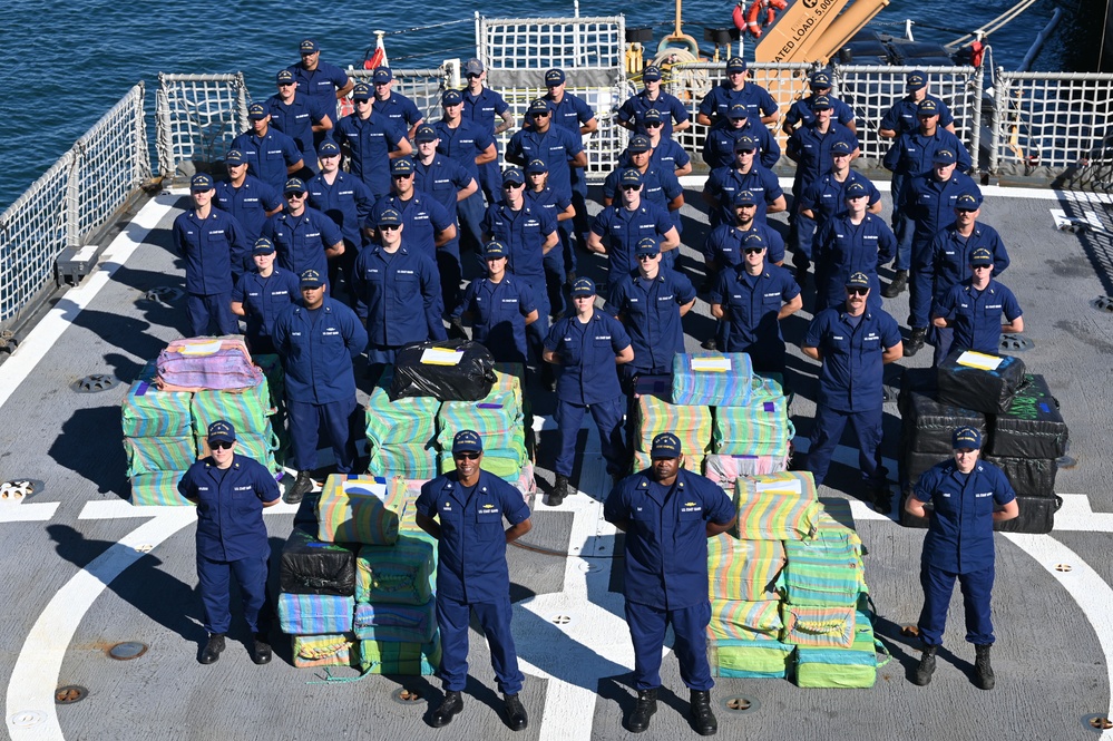 USCGC Campbell crew offloads approximately $91.3 million worth of cocaine in Ft. Lauderdale