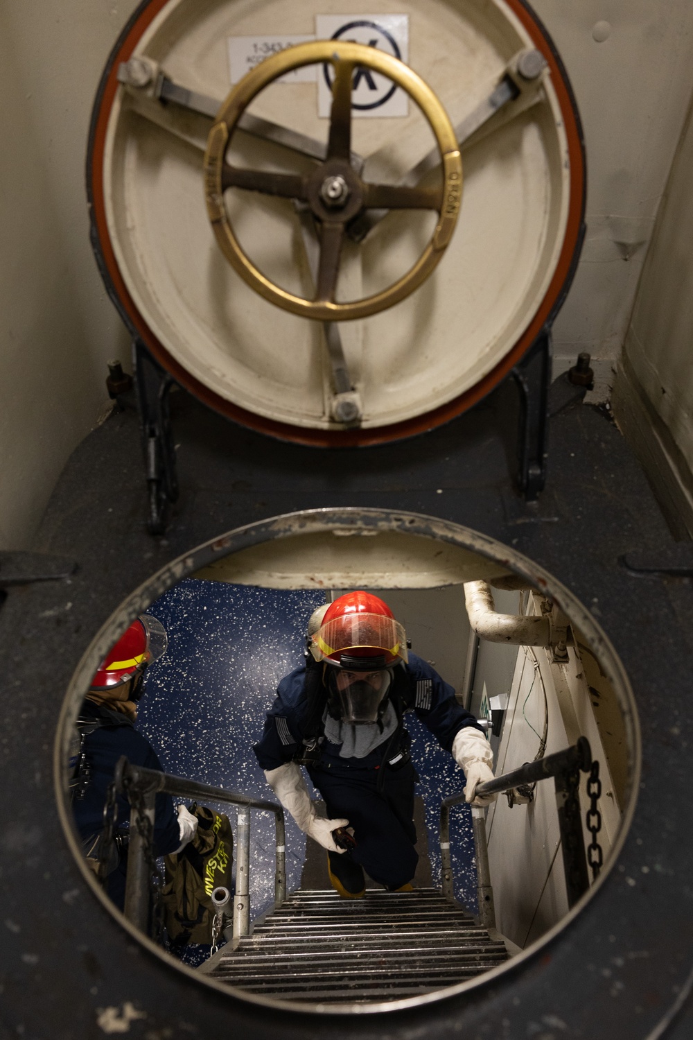 USS Oscar Austin (DDG 79) Conducts General Quarters Drill