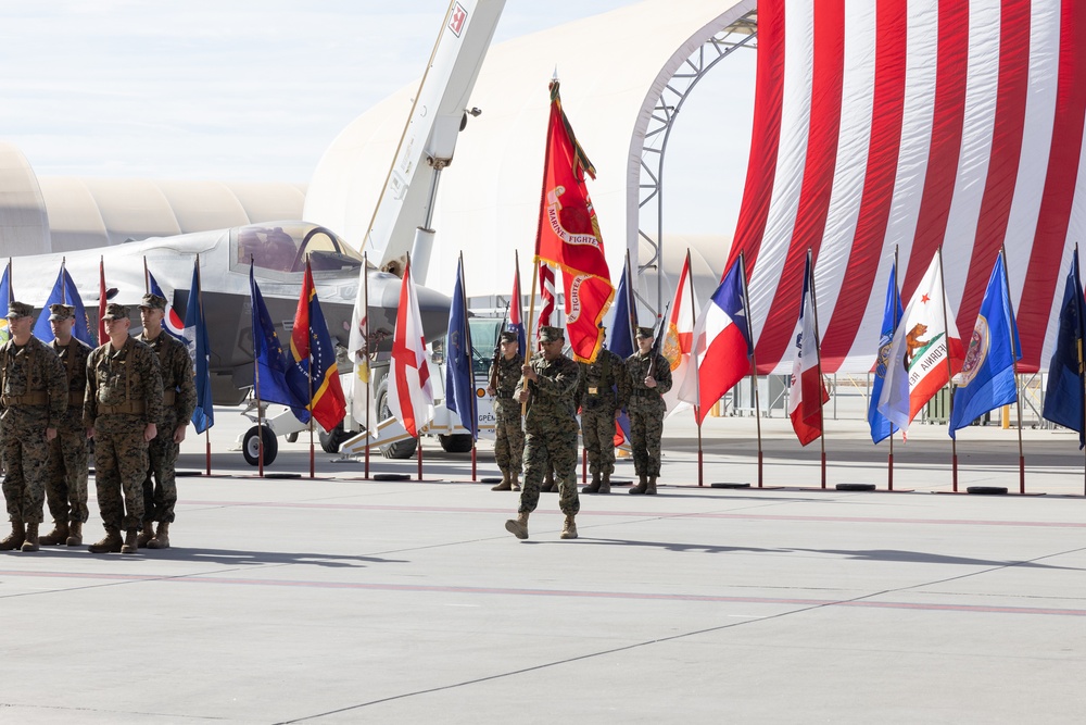 VMFA-122 hosts change of command