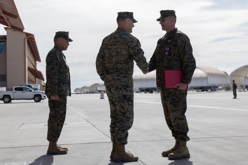 VMFA-122 hosts change of command