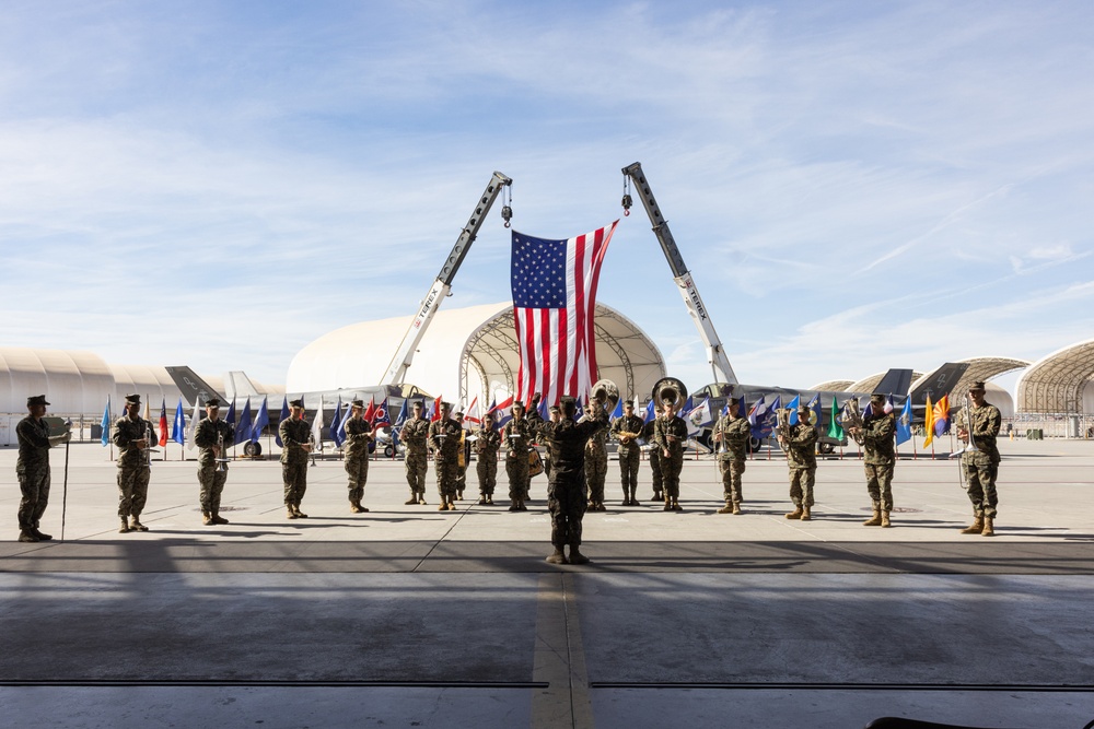 VMFA-122 hosts change of command
