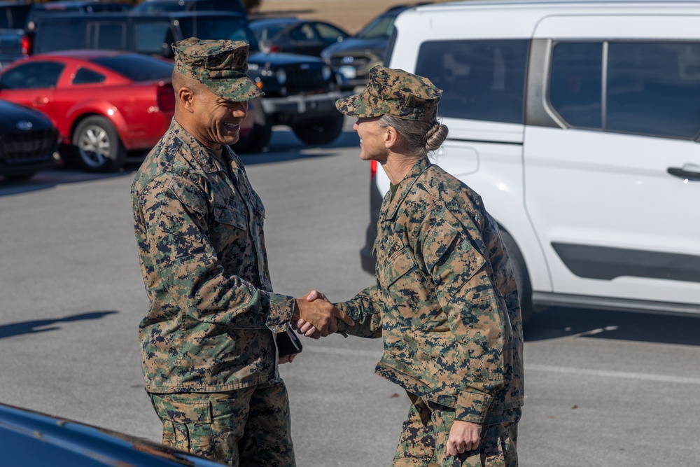 II Marine Expeditionary Force Commanding General Visits 2nd Marine Logistics Group Marines and Sailors