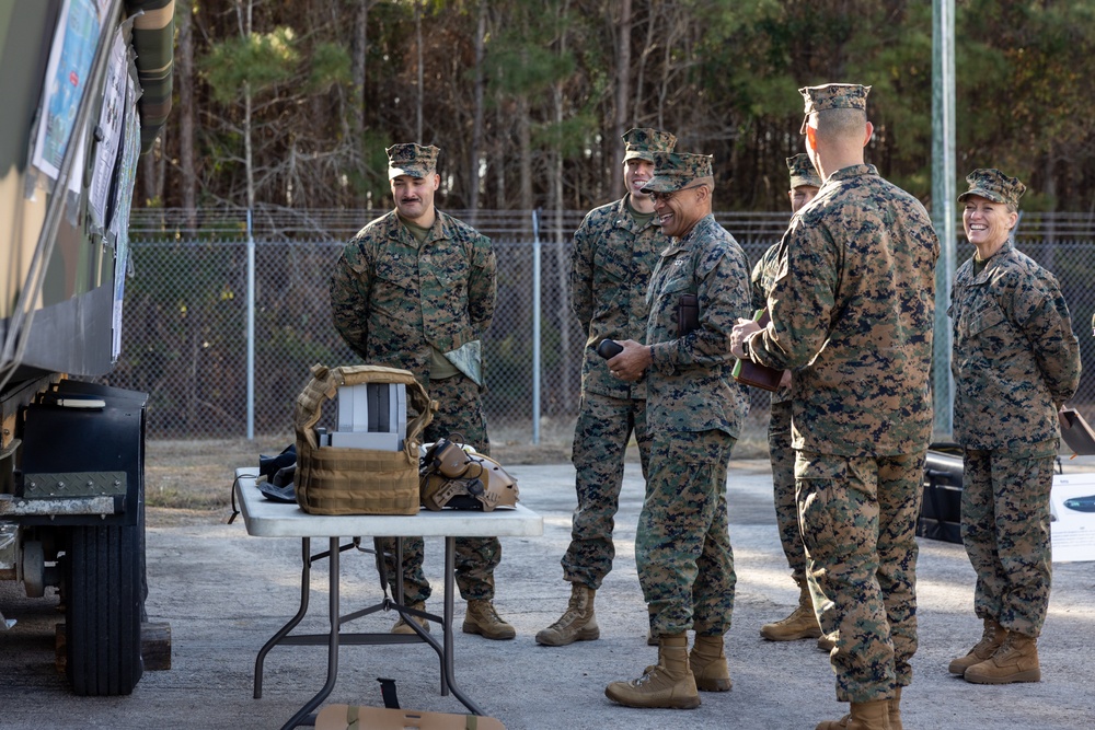II Marine Expeditionary Force Commanding General Visits 2nd Marine Logistics Group Marines and Sailors