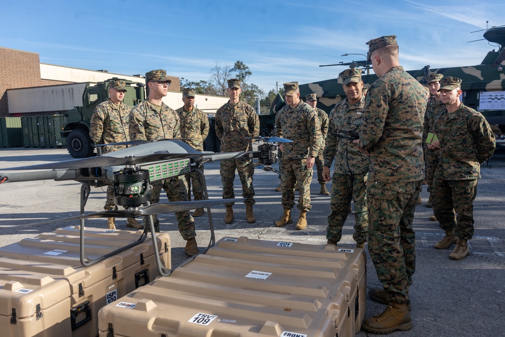 II Marine Expeditionary Force Commanding General Visits 2nd Marine Logistics Group Marines and Sailors