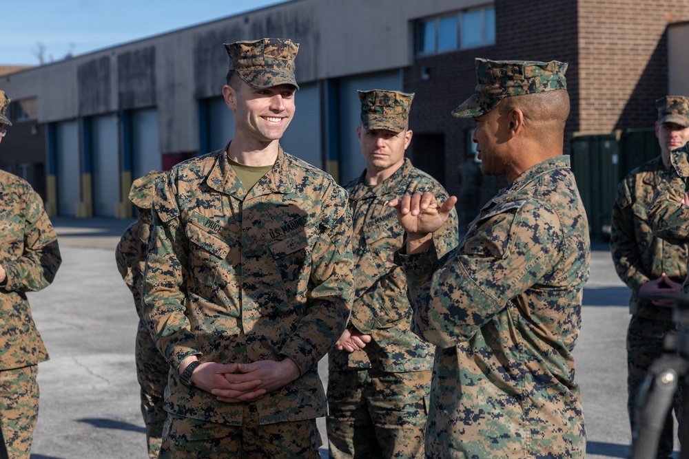 II Marine Expeditionary Force Commanding General Visits 2nd Marine Logistics Group Marines and Sailors