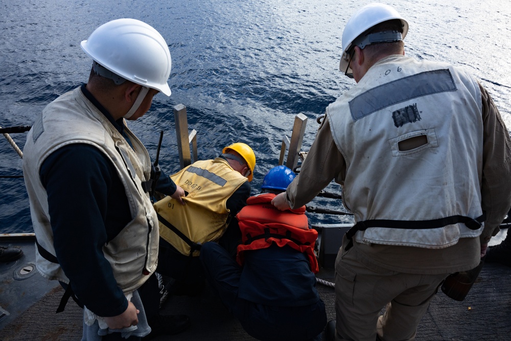 USS Oscar Austin (DDG 79) Arrives at Souda Bay, Greece