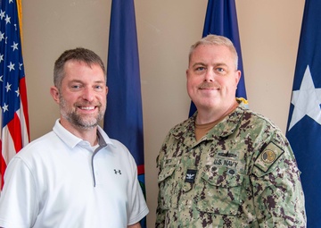 COS JRM Meets with Infrastructure Directorate Executive for DISA