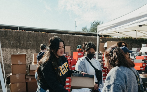 FEMA attends Robinson Park Dodgers Community Giveaway