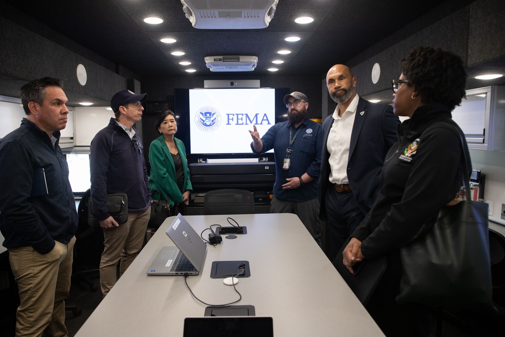 House Appropriations Committee Visits the UCLA Disaster Recovery Center