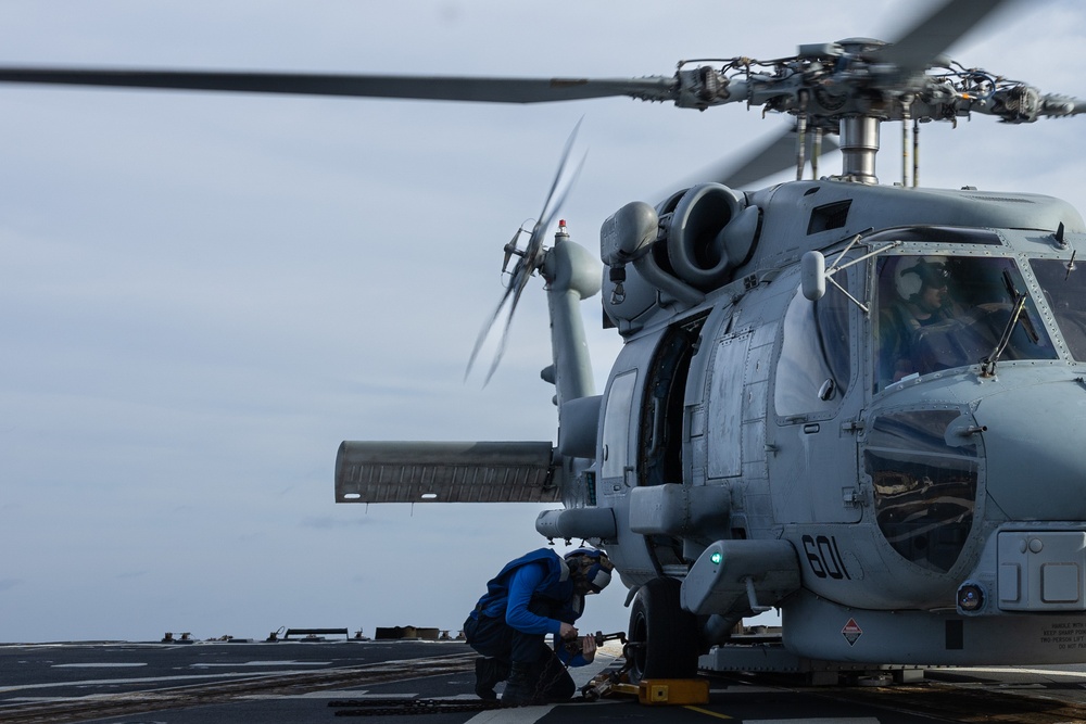 USS Oscar Austin (DDG 79) Flight Quarters