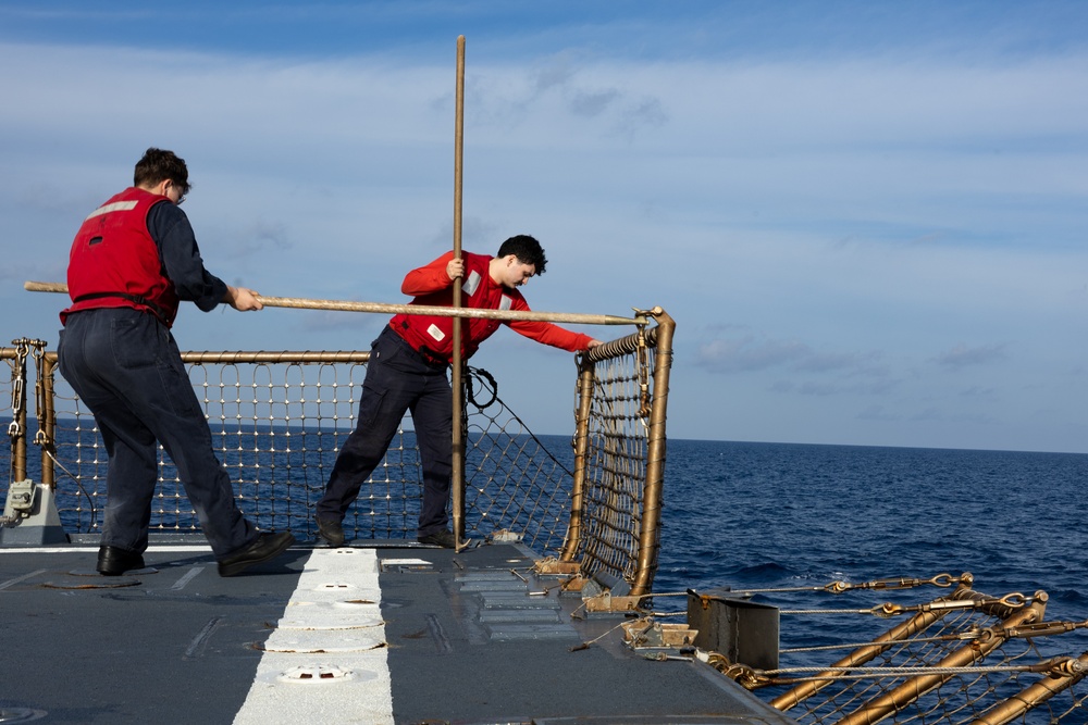 USS Oscar Austin (DDG 79) Flight Quarters