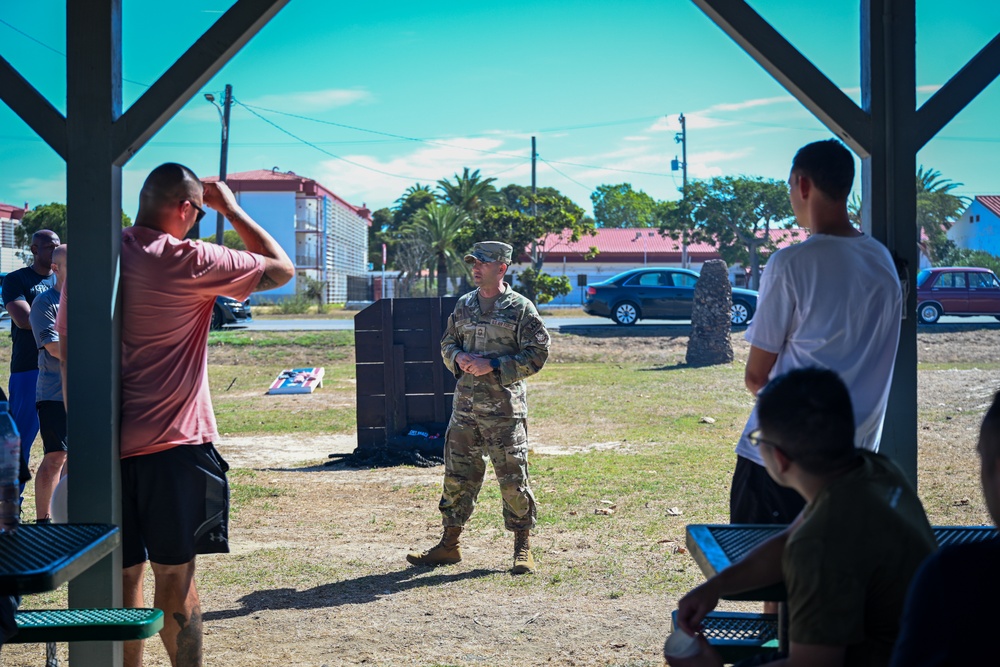 UFC fighter Erik Anders trains with NAVROTA Airmen during Warrior Heart Day