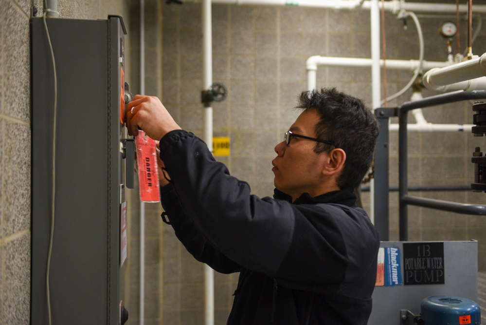 SWESC GL BECC Students Hang Danger Tags