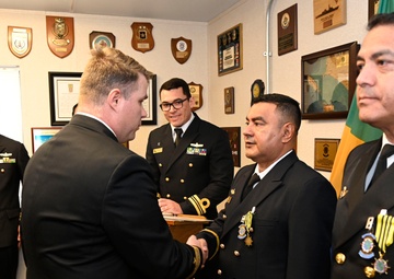 IANTN Holds Change of Personnel Ceremony