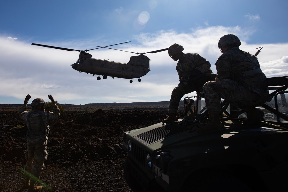 25th Division Sustainment Brigade Conducts Sling Load Training