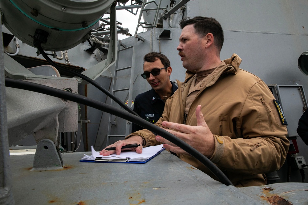 Wayne E. Meyer Conducts Strait Transit Exercise