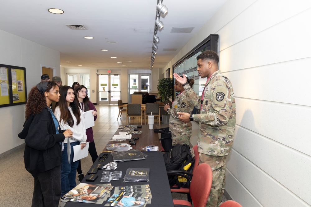 WRAIR hosts healthcare recruitment event