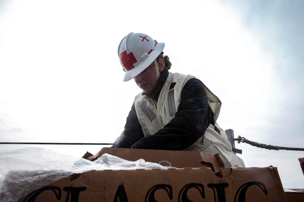 Wayne E. Meyer Conducts Replenishment-at-Sea