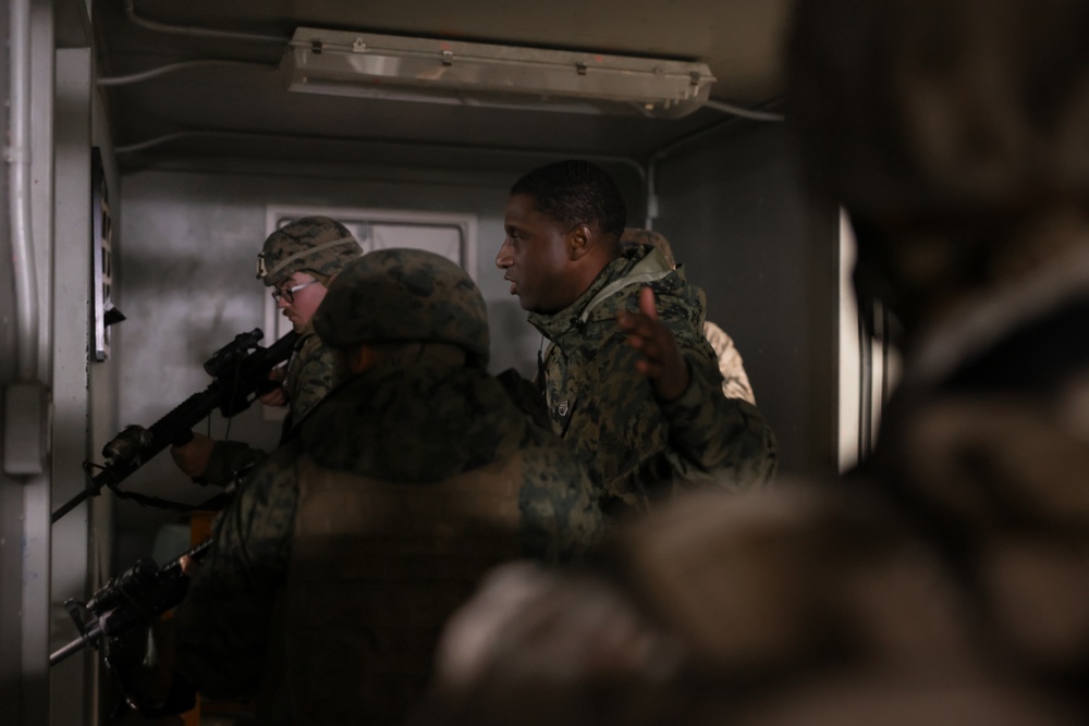 7th Communication Battalion Stormbreaker 25.1 | Marines Sharpen Room Clearing Skills