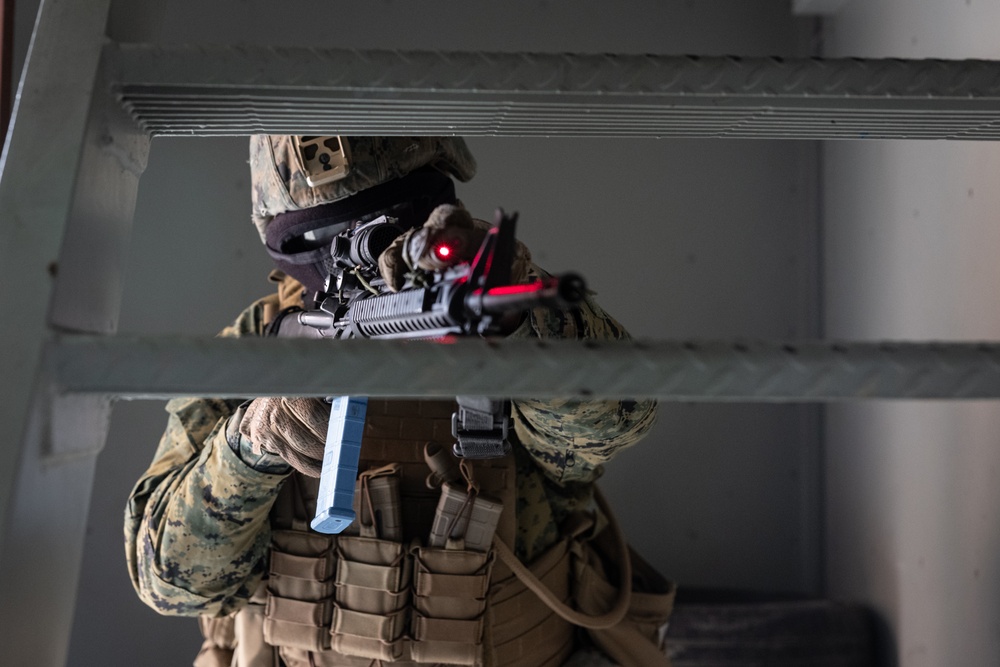 7th Communication Battalion Stormbreaker 25.1 | Marines Sharpen Room Clearing Skills