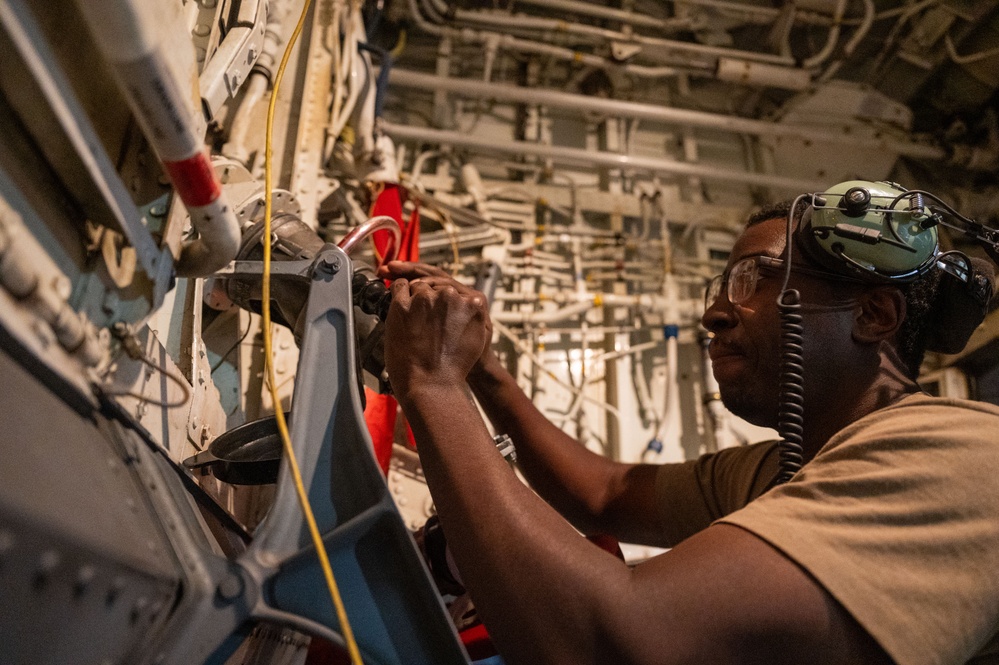 Dynamic duo keeps 378th KC-135s ready to go