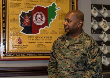MyNavy Career Center Gives Class to II MEF Sailors