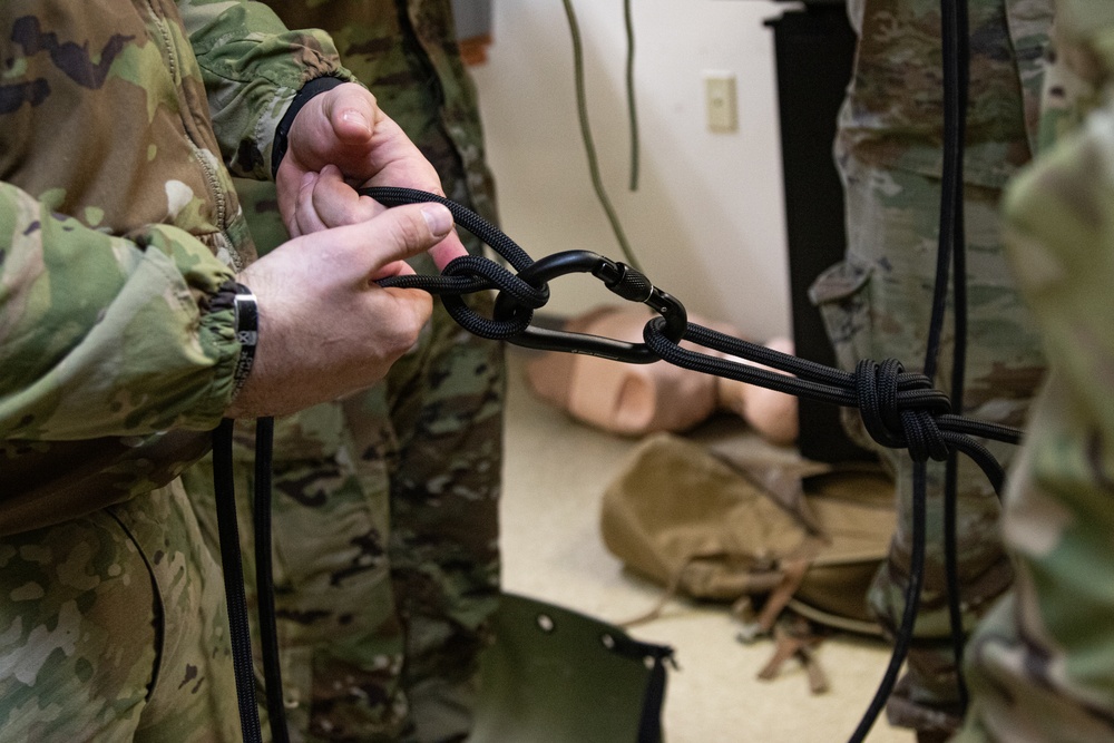 10th Mountain Division Medics train for Best Medic Competition