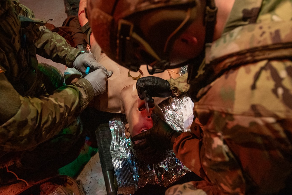 10th Mountain Division Medics train for Best Medic Competition