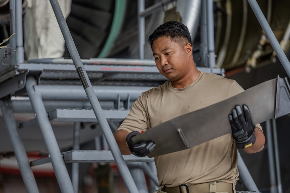 15th Maintenance Squadron works in tandem with the 154th Maintenance Squadron