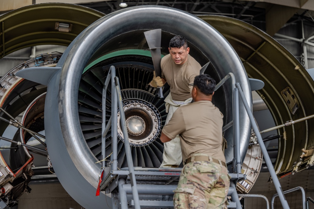 15th Maintenance Squadron works in tandem with the 154th Maintenance Squadron