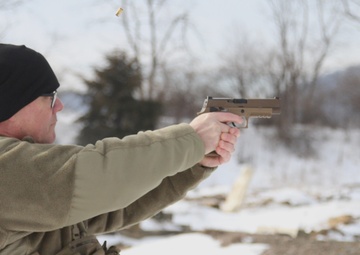 42nd ID M17 Pistol familiarization