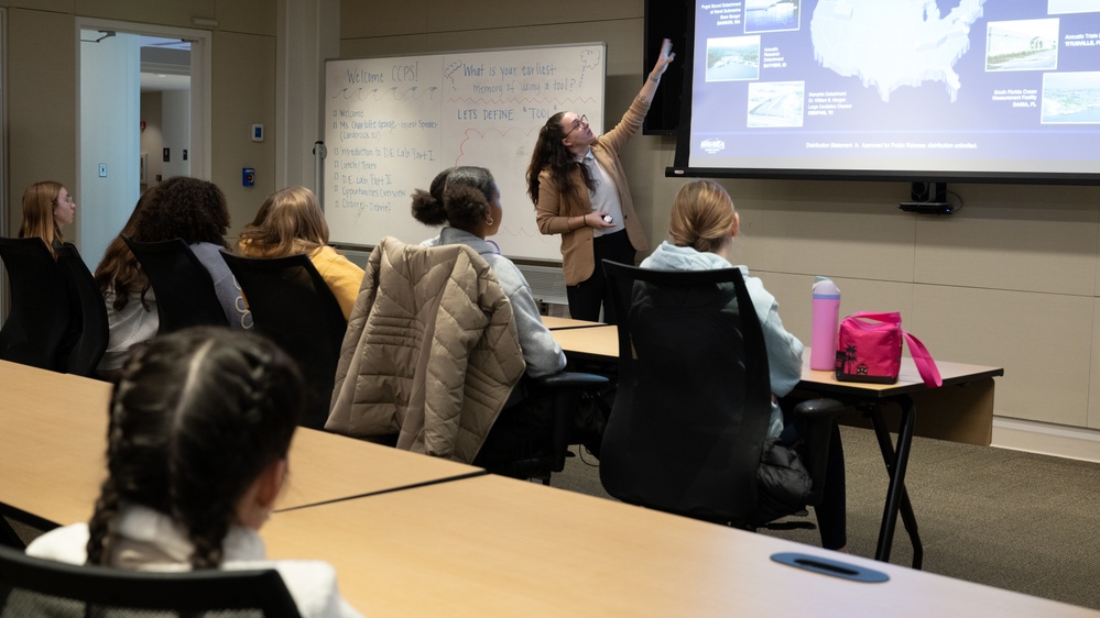 Carderock Hosts STEM Event for Calvert County Students