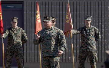 Master Gunnery Sergeant Johnson is presented the Purple Heart