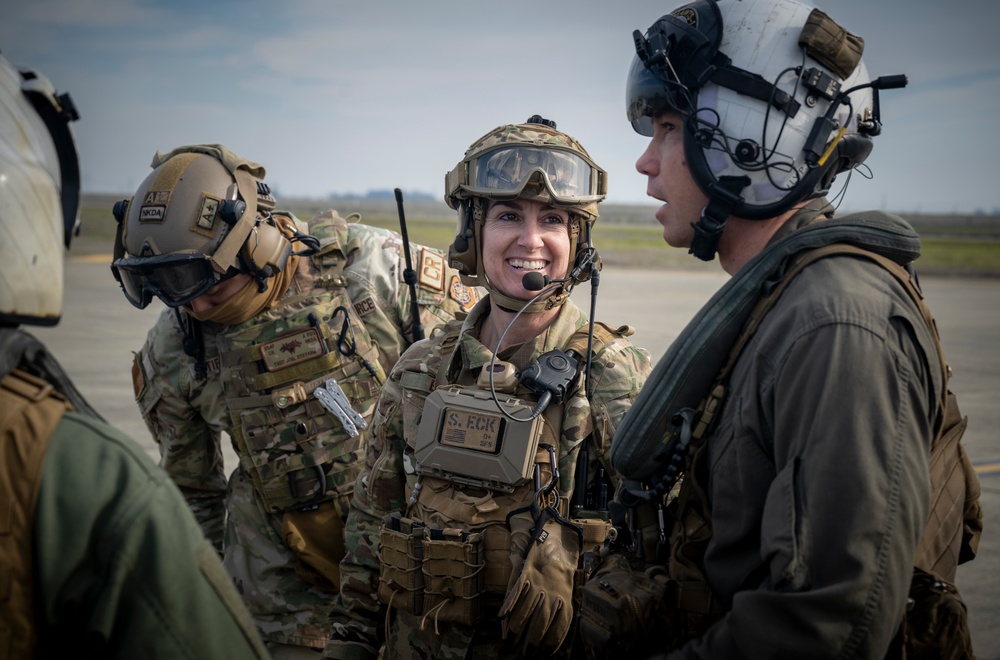 USAF, USMC team up for sling load