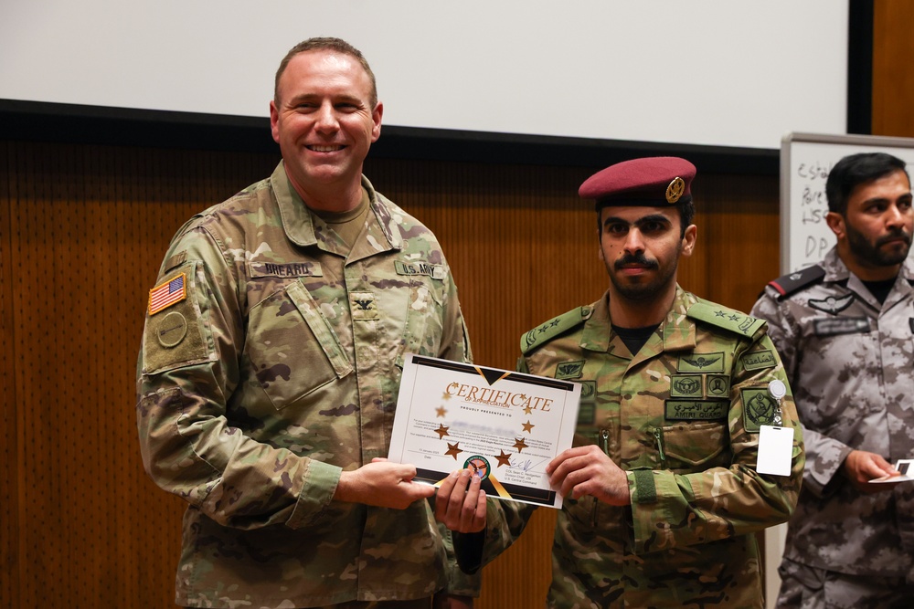 U.S. and GCC Eagle Resolve 2025 participants receive Information Operations Certificates of Appreciation from U.S. ER25 Exercise Director