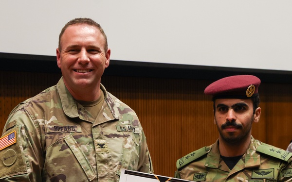 U.S. and GCC Eagle Resolve 2025 participants receive Information Operations Certificates of Appreciation from U.S. ER25 Exercise Director