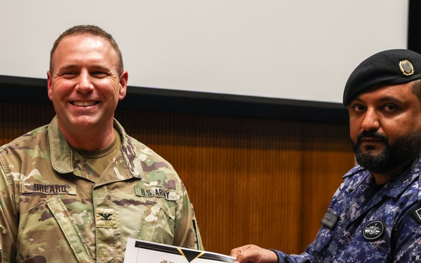 U.S. and GCC Eagle Resolve 2025 participants receive Information Operations Certificates of Appreciation from U.S. ER25 Exercise Director