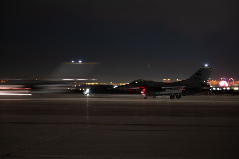 Red Flag-Nellis 25-1, Night Shots