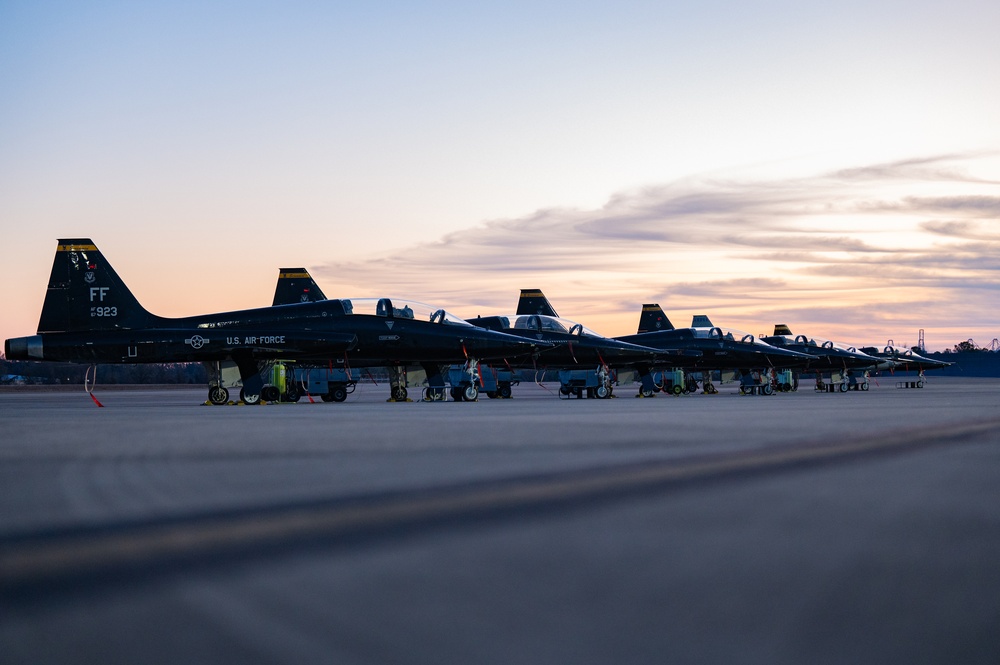 T-38s Lined up