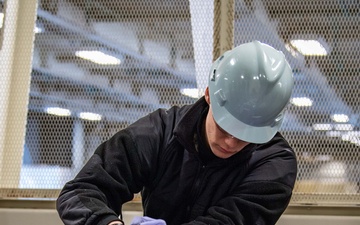 USS Ronald Reagan (CVN 76) prepares for DPIA