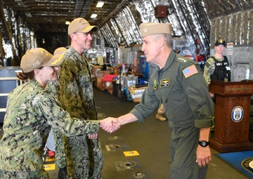 PACFLT Visits USS Manchester (LCS 14)