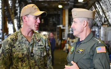 PACFLT Visits USS Manchester (LCS 14)